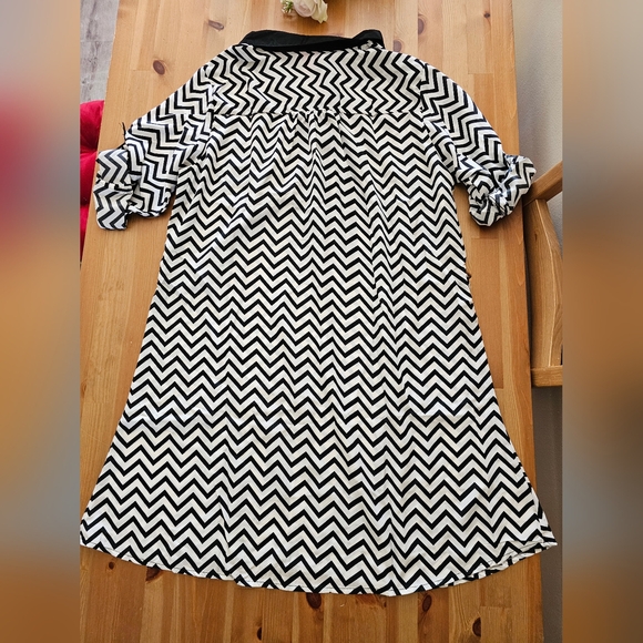 She's Cool - Women's 3/4 Sleeve Chevron Print Shift Dress XL - Picture 9 of 9